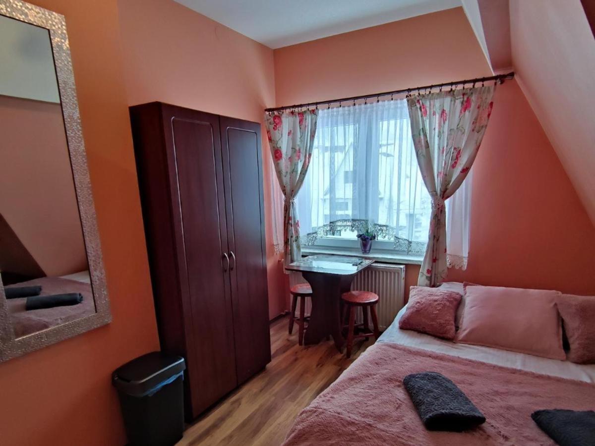 Pokoje I Apartamenty Regionalny Styl Ul Krole 1A Закопане Экстерьер фото
